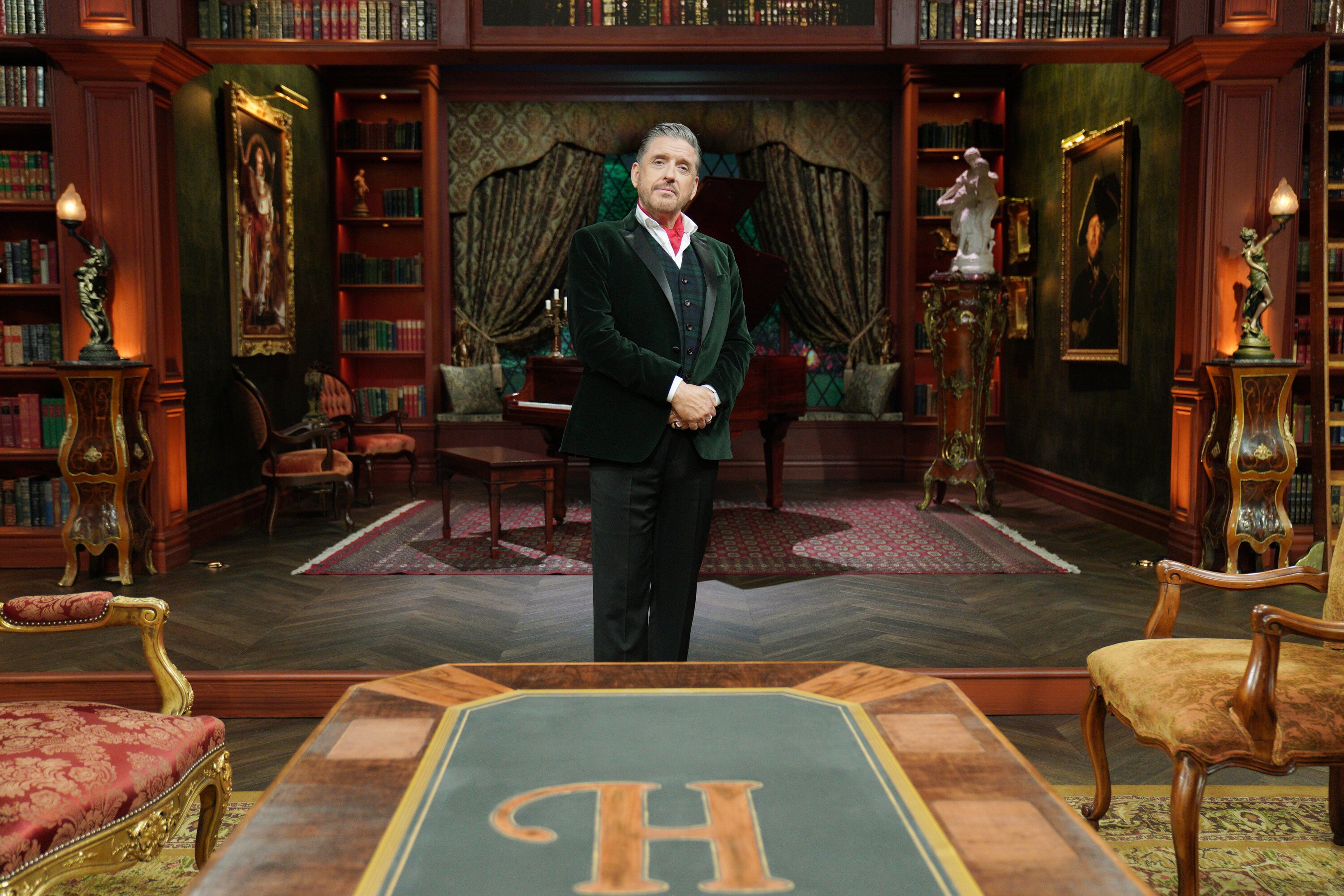 WATCH: &amp;#39;The Hustler&amp;#39; ABC&amp;#39;s newest game show starring Craig Ferguson | WOODTV.com