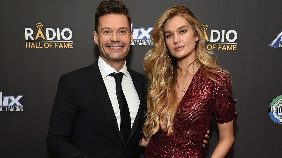 Ryan Seacrest, girlfriend Shayna Taylor call it quits for the third time | Fox News