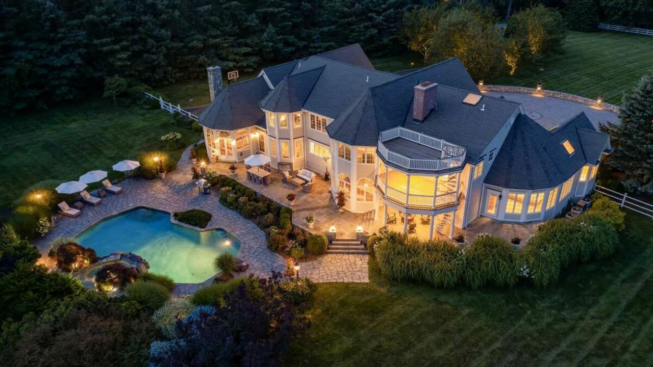 Christopher Meloni Net Worth 