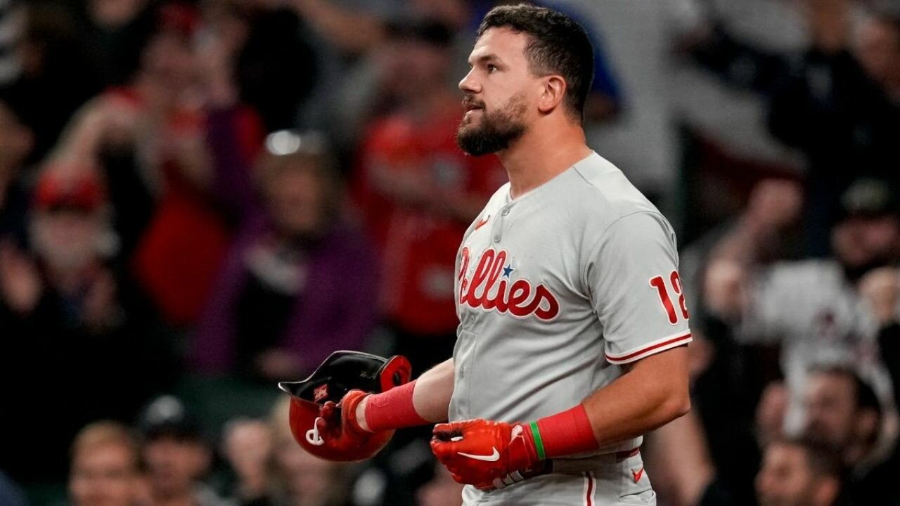Kyle Schwarber Net Worth 
