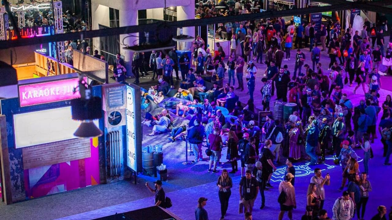 Twitchcon Foam Pit Accident