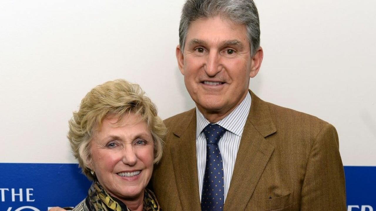 Does He Hold a Pilot Licence? Joe Manchin Net Worth 